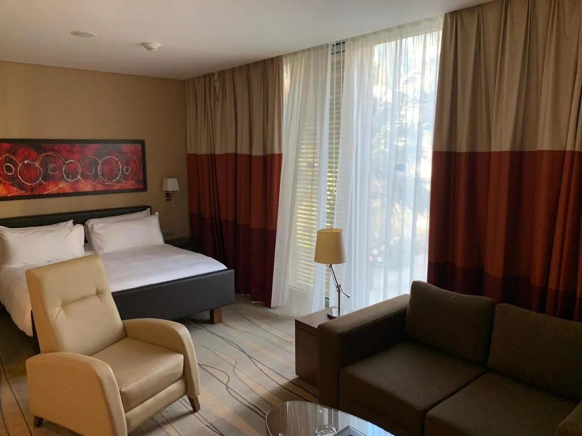 Staybridge Suites Beirut By Ihg 5*,  Libanon