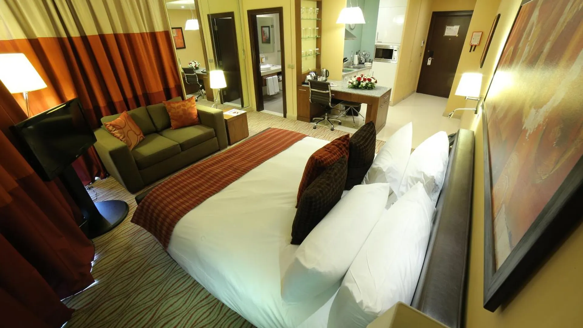 Staybridge Suites Beirut By Ihg 5*,  Lebanon